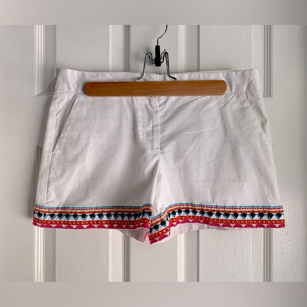White and Red Bermuda Shorts with Decorative Trim